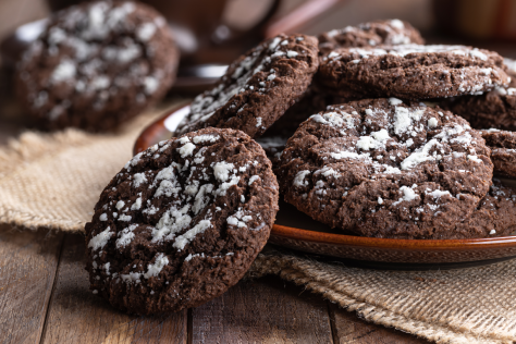 BOURBON BARREL AGED CABERNET AND FUDGE COOKIES